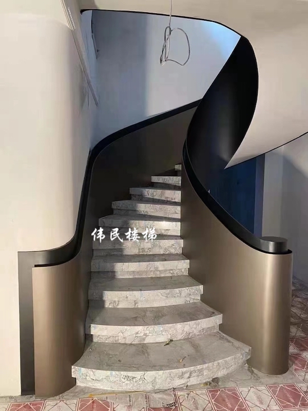 杭州旋轉鋼架樓梯質(zhì)感就是好 